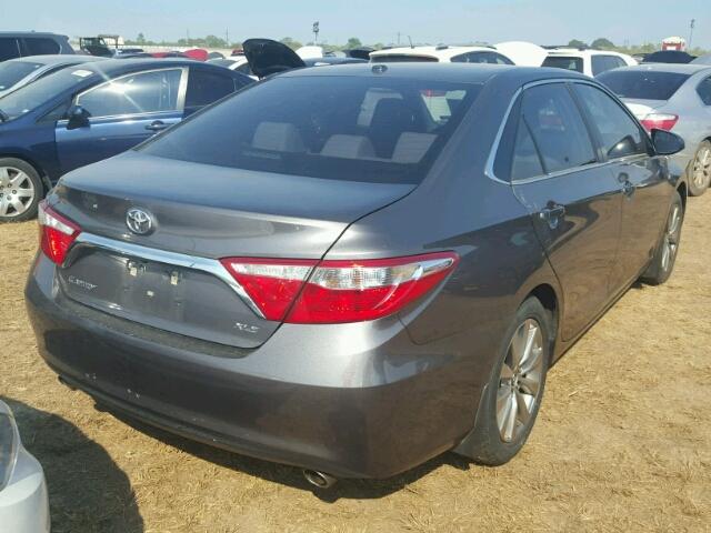 4T1BK1FK2FU556387 - 2015 TOYOTA CAMRY GRAY photo 4