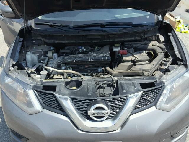 KNMAT2MT6GP606075 - 2016 NISSAN ROGUE S GRAY photo 7