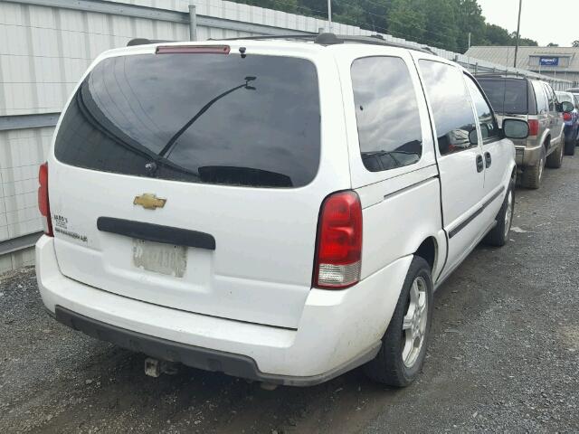 1GNDV231X7D211848 - 2007 CHEVROLET UPLANDER L თეთრი ფოტო 4