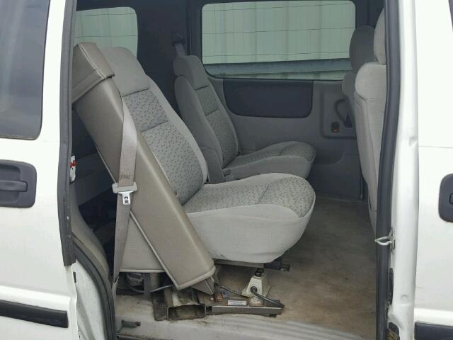 1GNDV231X7D211848 - 2007 CHEVROLET UPLANDER L თეთრი ფოტო 6