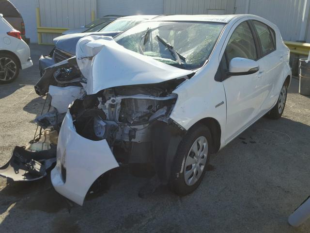 JTDKDTB30E1063803 - 2014 TOYOTA PRIUS C WHITE photo 2