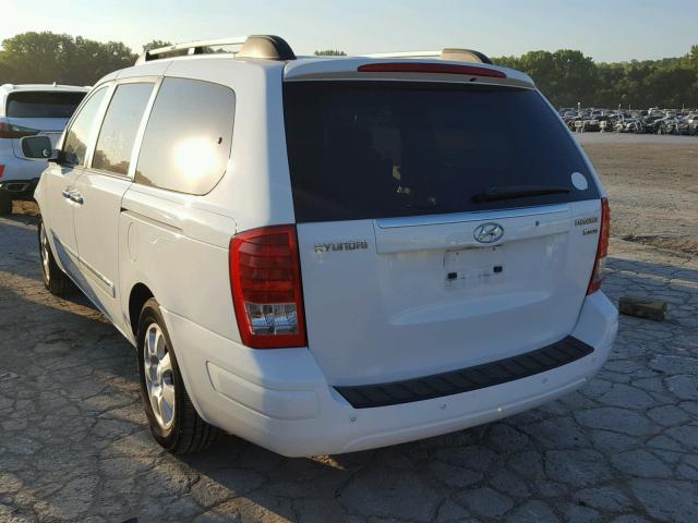 KNDMC233986050401 - 2008 HYUNDAI ENTOURAGE WHITE photo 3