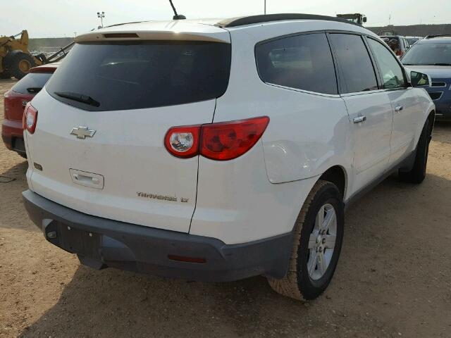 1GNKRGED4BJ267035 - 2011 CHEVROLET TRAVERSE L WHITE photo 4