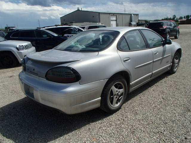 1G2WR5212XF283399 - 1999 PONTIAC GRAND PRIX SILVER photo 4