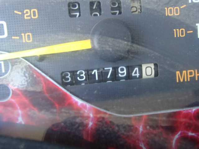 1G2WR5212XF283399 - 1999 PONTIAC GRAND PRIX SILVER photo 8