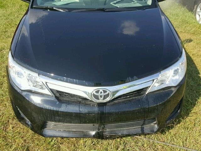 4T1BF1FK4EU458321 - 2014 TOYOTA CAMRY L/SE BLACK photo 9