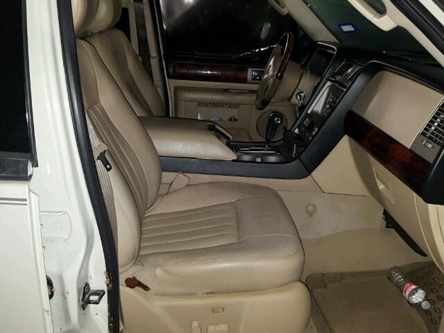 5LMFU27595LJ17702 - 2005 LINCOLN NAVIGATOR 奶油色 照片 5