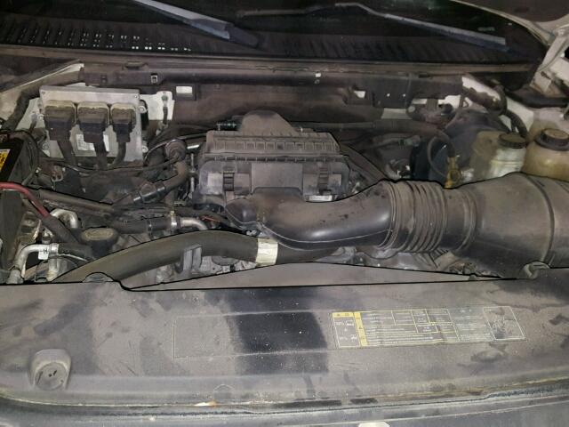 5LMFU27595LJ17702 - 2005 LINCOLN NAVIGATOR 奶油色 照片 7