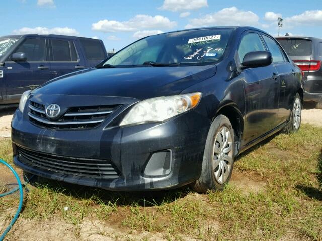 5YFBU4EEXDP107030 - 2013 TOYOTA COROLLA BLACK photo 2