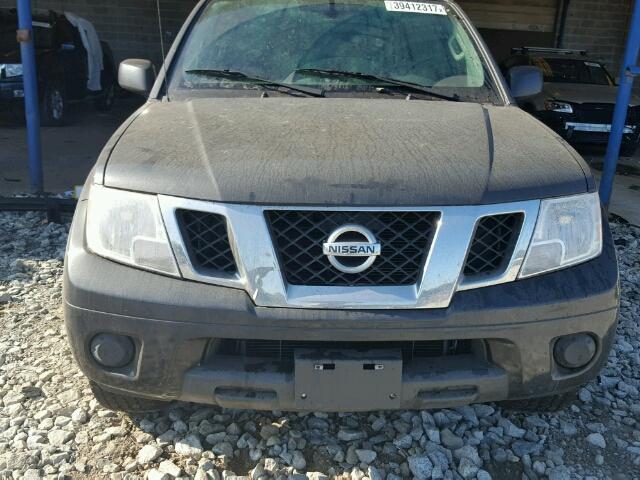 1N6AD0ER8FN765028 - 2015 NISSAN FRONTIER S GRAY photo 9