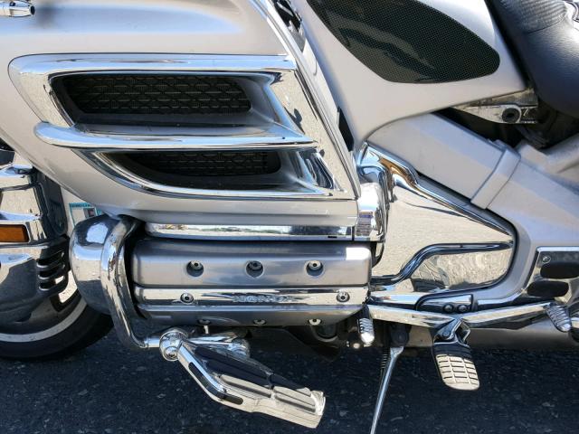 1HFSC47035A412580 - 2005 HONDA GL1800 SILVER photo 7