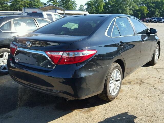 4T1BF1FK3HU368968 - 2017 TOYOTA CAMRY LE 黑色 照片 4