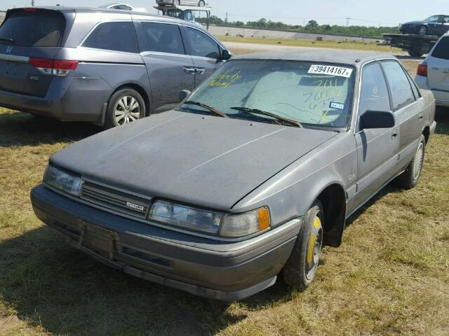 1YVGD22B8L5264632 - 1990 MAZDA 626 GRAY photo 2