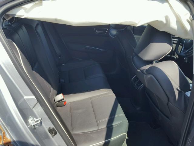 19UUB2F54JA006892 - 2018 ACURA TLX TECH SILVER photo 6