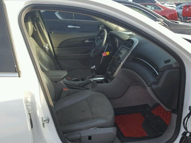 1G11C5SL8FF236491 - 2015 CHEVROLET MALIBU 1LT თეთრი ფოტო 5