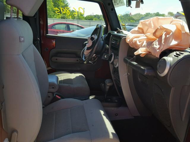 1J4FA54138L500505 - 2008 JEEP WRANGLER S 勃艮第红 照片 5