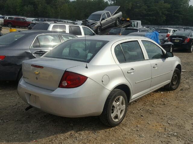 1G1AK55F467699277 - 2006 CHEVROLET COBALT GRAY photo 4