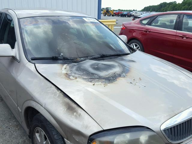 1LNHM86S93Y685891 - 2003 LINCOLN LS 棕色 照片 9