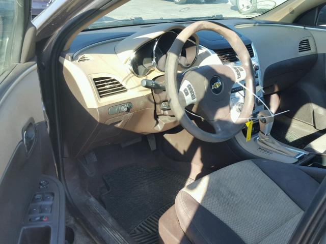 1G1ZB5E1XBF238270 - 2011 CHEVROLET MALIBU LS ოქროსფერი ფოტო 9