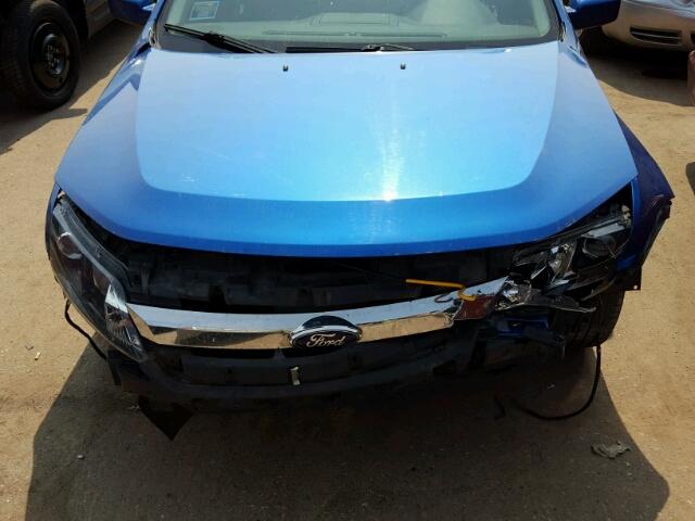 3FAHP0HA3CR396799 - 2012 FORD FUSION SE BLUE photo 9