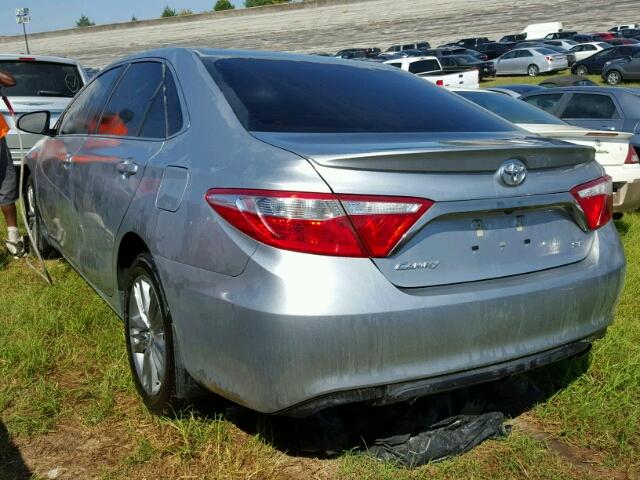 4T1BF1FK7HU705514 - 2017 TOYOTA CAMRY LE GOLD photo 3