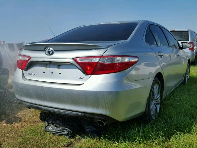 4T1BF1FK7HU705514 - 2017 TOYOTA CAMRY LE GOLD photo 4