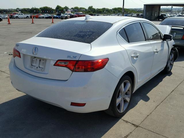 19VDE1F54DE007647 - 2013 ACURA ILX 20 PRE WHITE photo 4