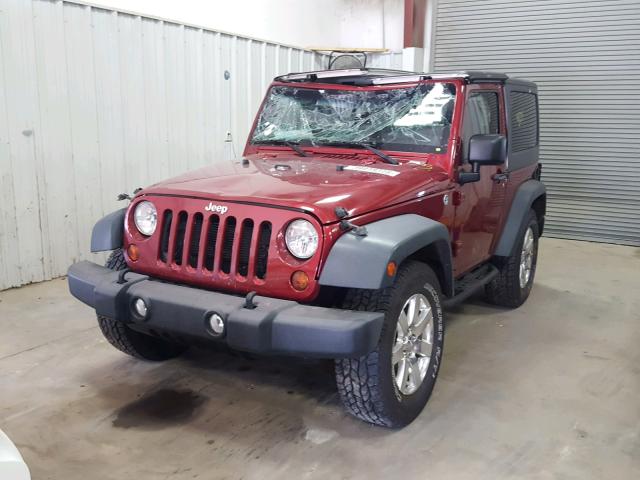 1C4AJWAG5DL556227 - 2013 JEEP WRANGLER S MAROON photo 2