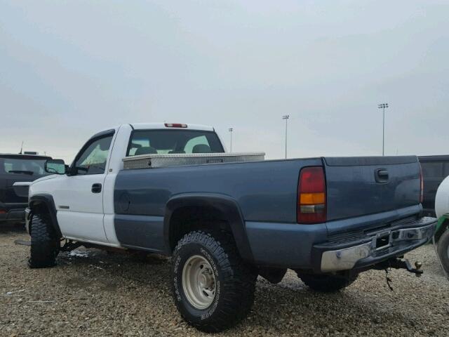 1GCHC24U44E338139 - 2004 CHEVROLET SILVERADO WHITE photo 3