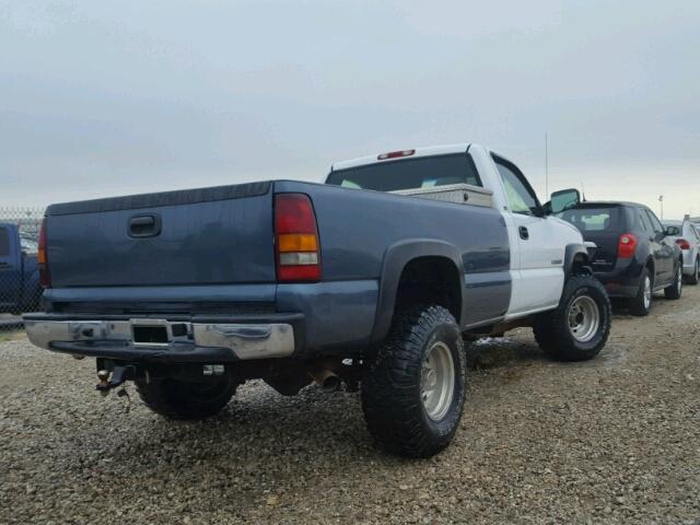 1GCHC24U44E338139 - 2004 CHEVROLET SILVERADO WHITE photo 4