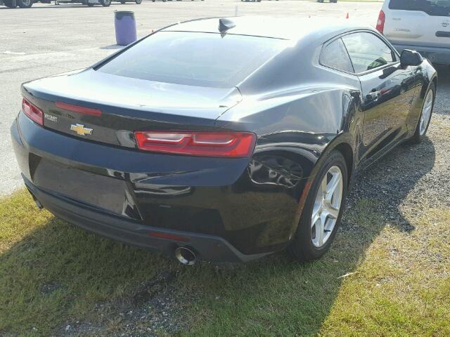 1G1FB1RS6H0123353 - 2017 CHEVROLET CAMARO BLACK photo 4