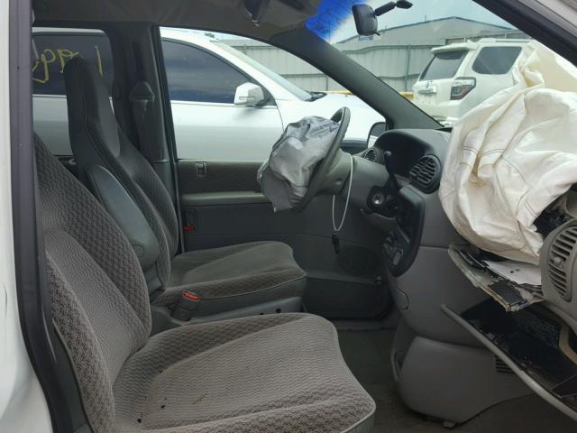 1C4GJ44G9YB705437 - 2000 CHRYSLER GRAND VOYA Ağ foto 5