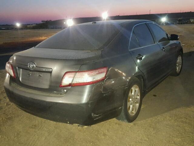 4T1BF3EK4BU710190 - 2011 TOYOTA CAMRY BASE GRAY photo 4