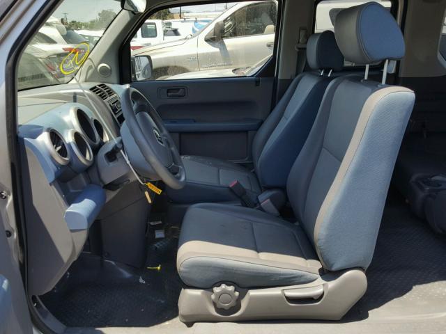 5J6YH18386L001690 - 2006 HONDA ELEMENT LX SILVER photo 5