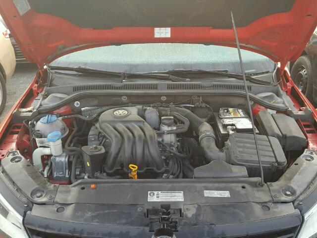 3VW2K7AJ9DM421993 - 2013 VOLKSWAGEN JETTA RED photo 7