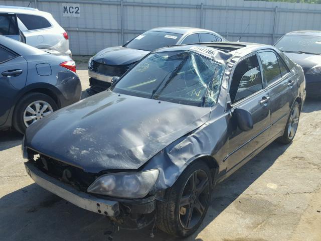 JTHBD192940092740 - 2004 LEXUS IS 300 BLACK photo 2