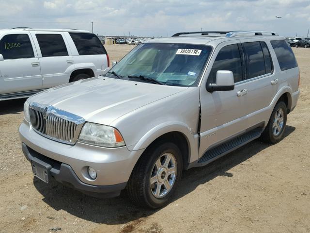 5LMEU88H15ZJ25569 - 2005 LINCOLN AVIATOR SILVER photo 2