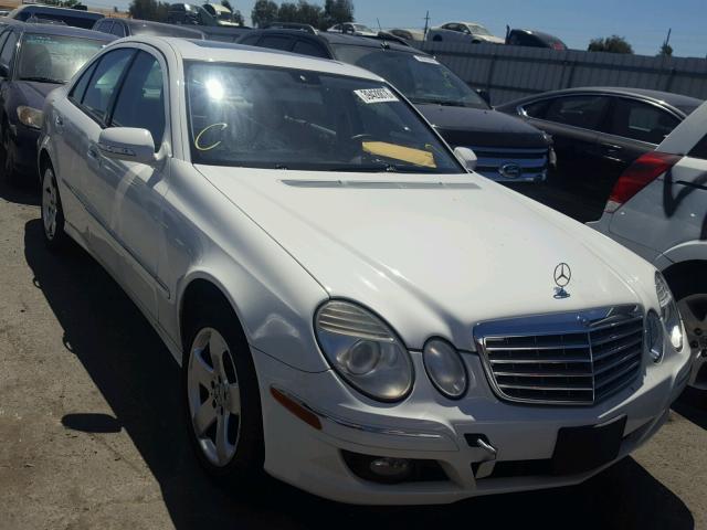 WDBUF72X97B074100 - 2007 MERCEDES-BENZ E 550 WHITE photo 1