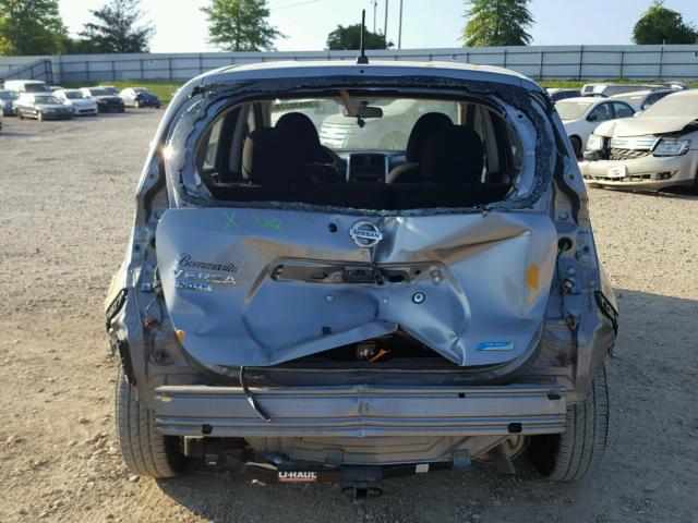 3N1CE2CP3EL390592 - 2014 NISSAN VERSA NOTE SILVER photo 9