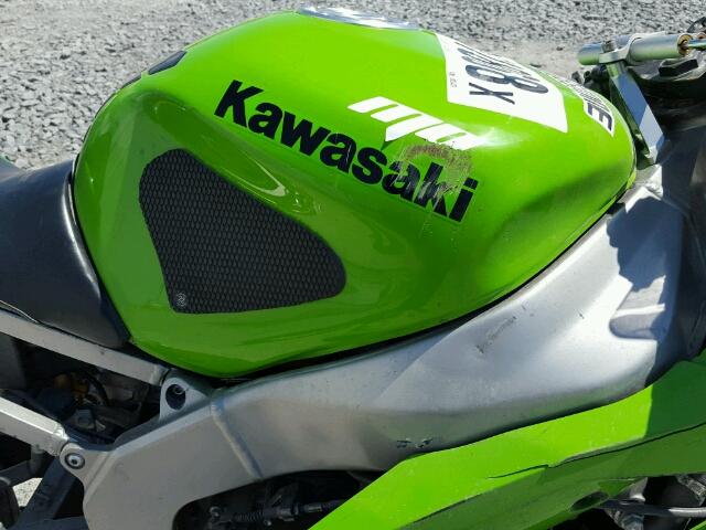 JKAZX4K103A002436 - 2003 KAWASAKI ZX600 K1 GREEN photo 10