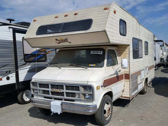 2GDJG31M2D4517002 - 1983 GMC CUTAWAY VA WHITE photo 2