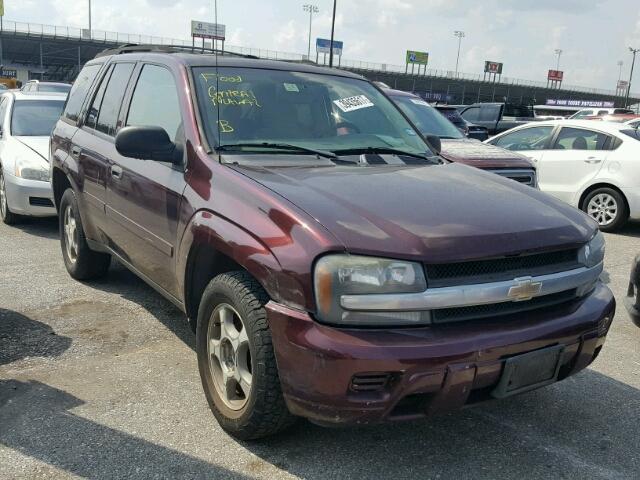 1GNDS13S562349075 - 2006 CHEVROLET TRAILBLAZE MAROON photo 1