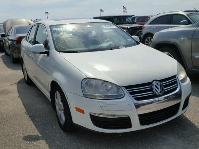 3VWRM71K88M055158 - 2008 VOLKSWAGEN JETTA SE CREAM photo 1