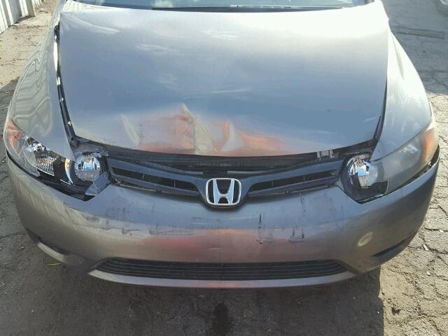 2HGFG12816H557598 - 2006 HONDA CIVIC EX ნაცრისფერი ფოტო 7