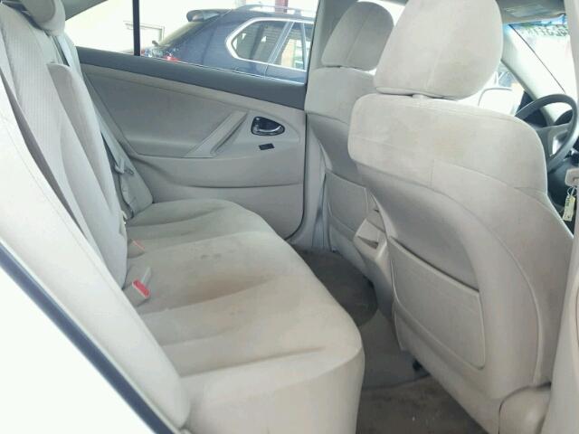 4T1BE46K89U868596 - 2009 TOYOTA CAMRY BASE WHITE photo 6