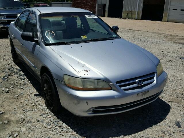 1HGCF86601A070519 - 2001 HONDA ACCORD VAL SILVER photo 1