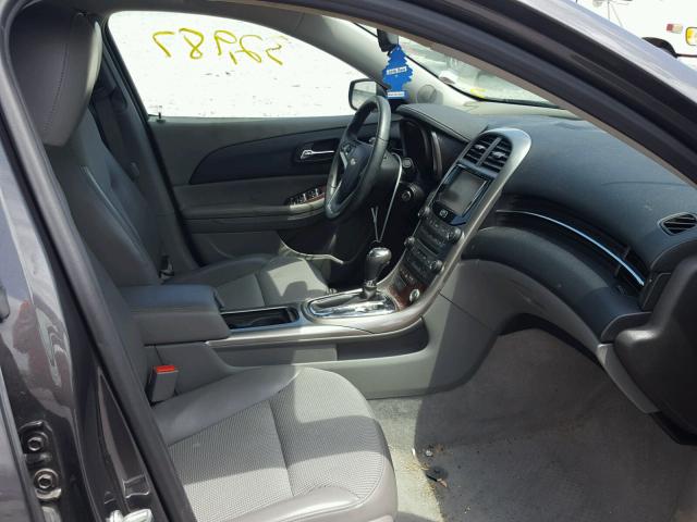 1G11C5SA0DF259498 - 2013 CHEVROLET MALIBU 1LT GRAY photo 5