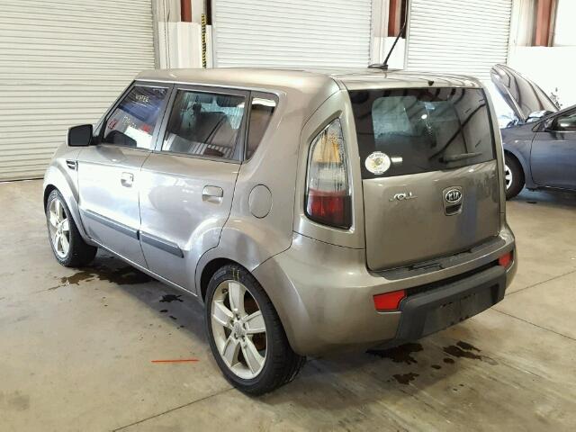 KNDJT2A26A7121048 - 2010 KIA SOUL + GRAY photo 3