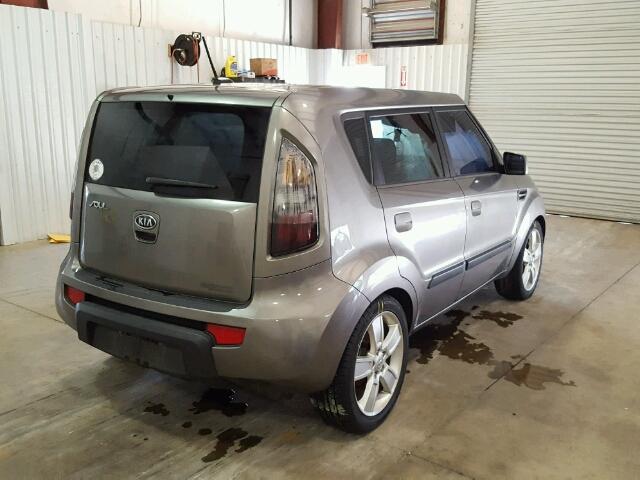 KNDJT2A26A7121048 - 2010 KIA SOUL + GRAY photo 4