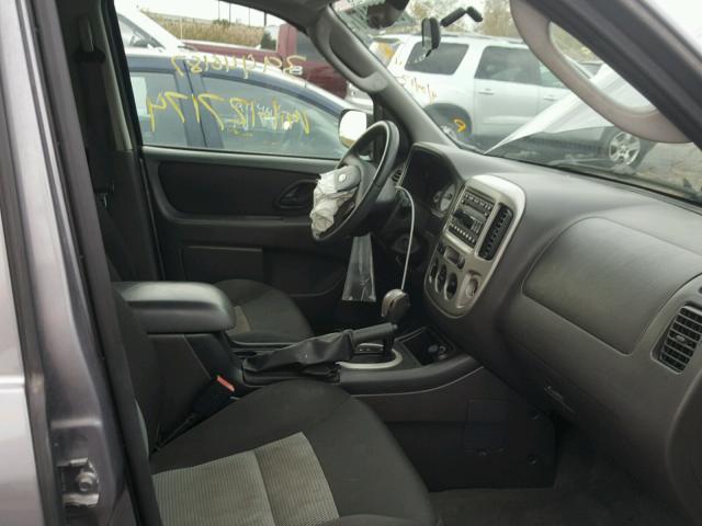 1FMCU93107KA29471 - 2007 FORD ESCAPE GRAY photo 1